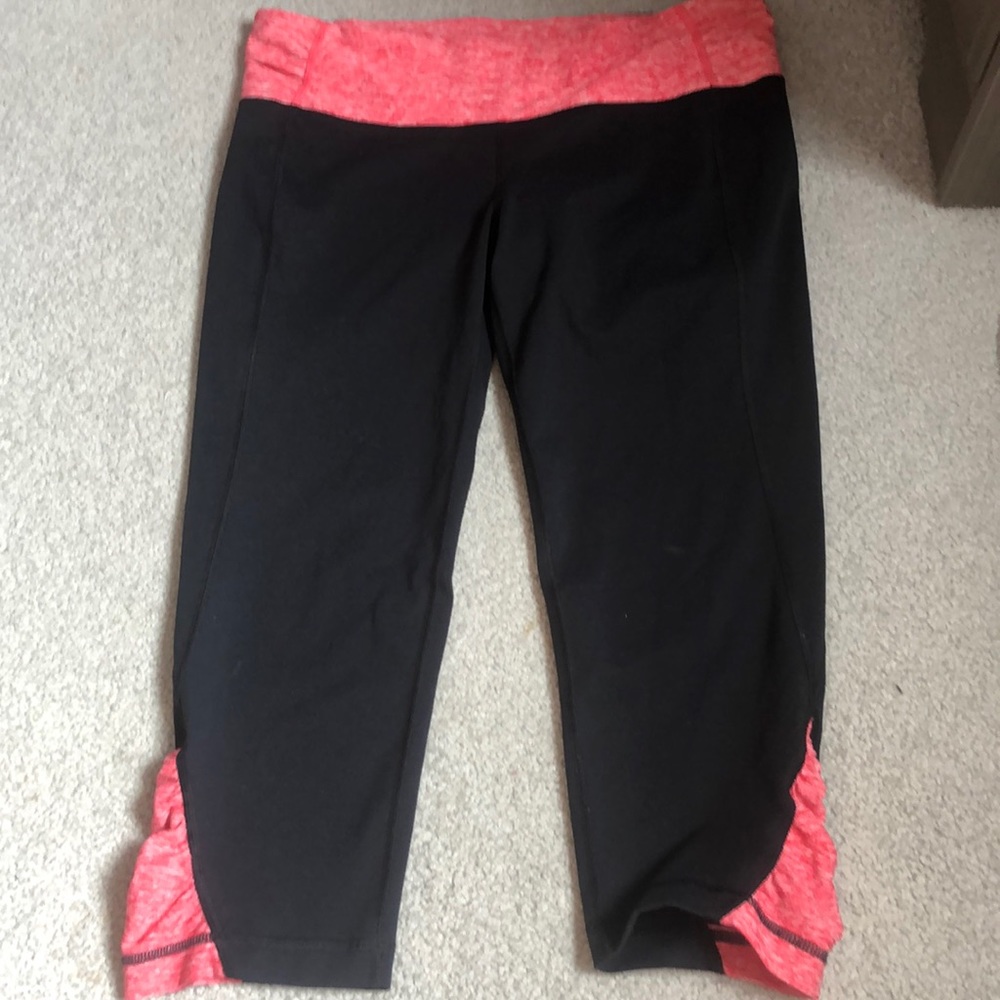 Under armor cropped leggings
